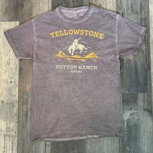 Dutton Ranch Graphic T-Shirt - Gray